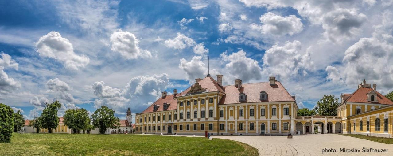 Vila Rosa Vukovar Acomodação com café da manhã Exterior foto